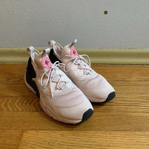 Nike Huarche Tennis Shoe